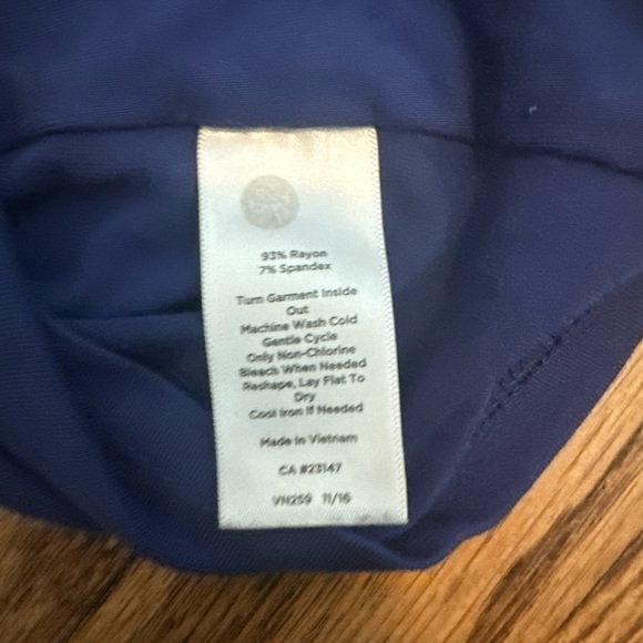 Talbots Navy Ruffle Neck Tank Top - Picture 5 of 5